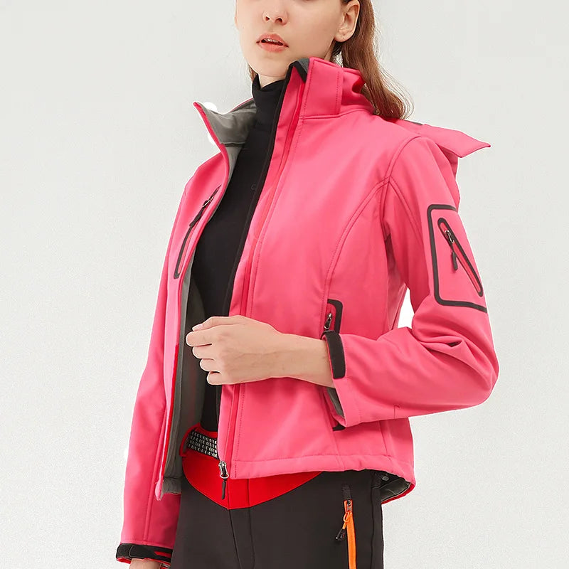 Women’s Winter Softshell Jacket – Waterproof & Warm for Hiking and Outdoor Use