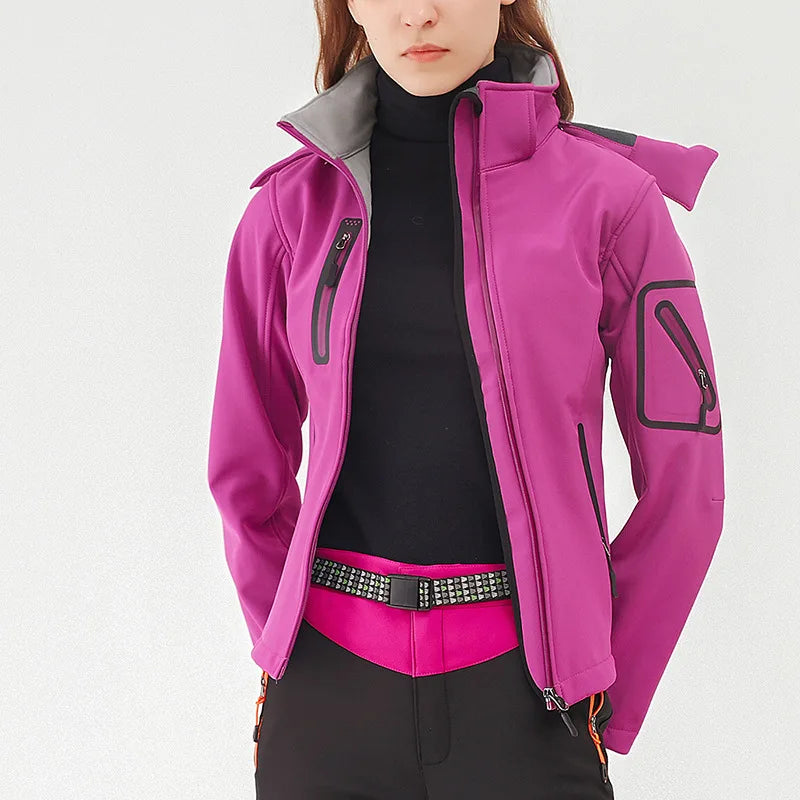 Women’s Winter Softshell Jacket – Waterproof & Warm for Hiking and Outdoor Use