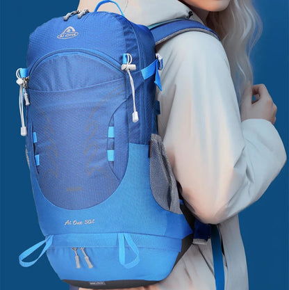 30 L Hiking Backpack Lightweight with Rain Cover