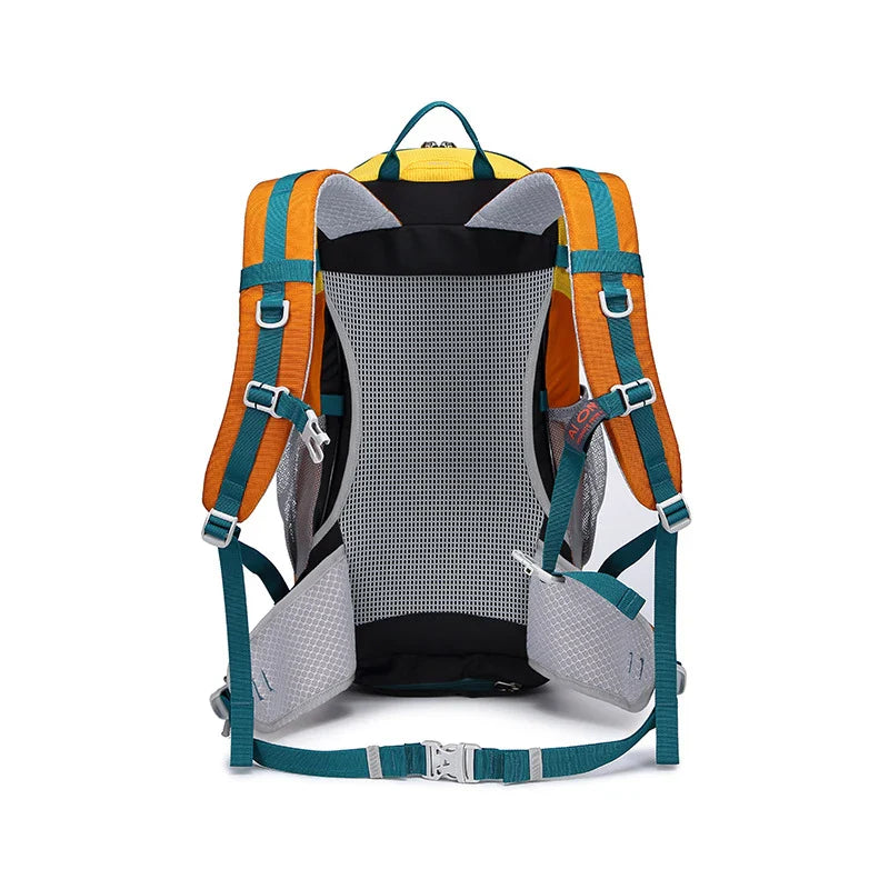 30 L Hiking Backpack Lightweight with Rain Cover